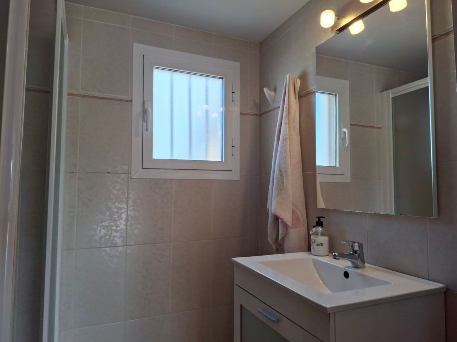 3 soverom Villa til salgs i Oliva med svømmebasseng garasje - € 518 000 (Ref: 10102944)