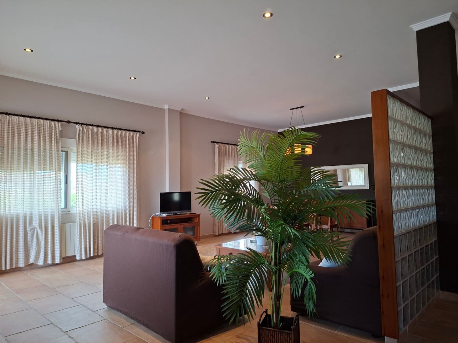3 soverom Villa til salgs i Oliva med svømmebasseng garasje - € 518 000 (Ref: 10102944)