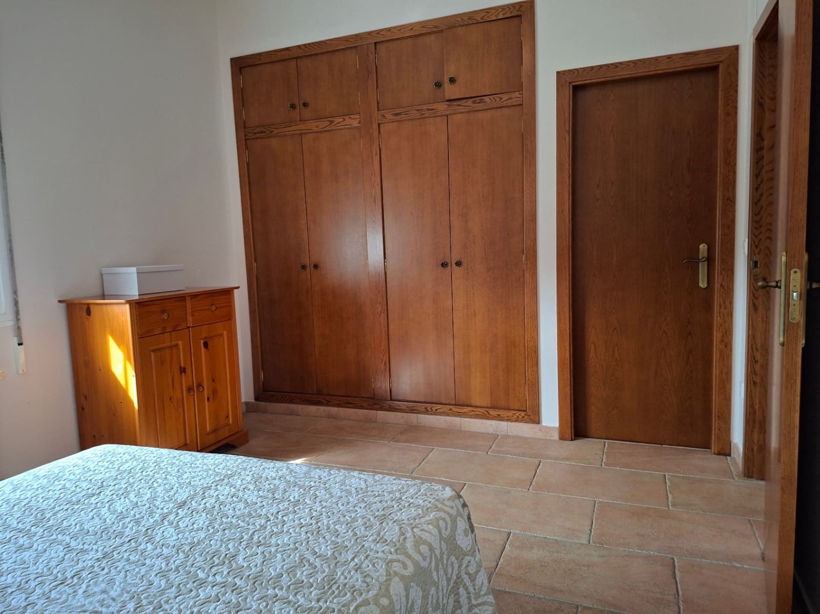 3 soverom Villa til salgs i Oliva med svømmebasseng garasje - € 518 000 (Ref: 10102944)