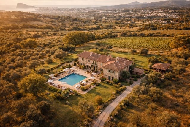 Działka budowlana na sprzedaż w Teulada Pueblo, Teulada-Moraira - 1 800 000 € (Ref: 10102949)