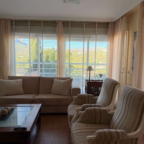 4 Zimmer Villa zu verkaufen in Calpe / Calp mit Pool Garage - 625.000 € (Ref: 10102952)
