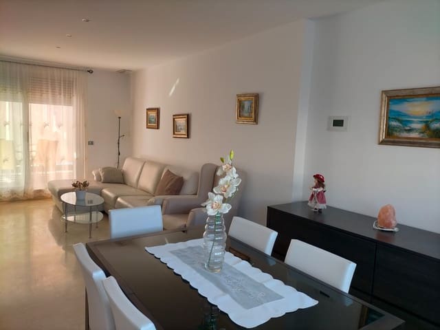 3 sovrum Radhus till salu i Gandia med garage - 425 000 € (Ref: 10102954)