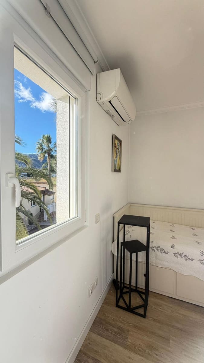 3 sypialnia Willa na sprzedaż w Denia z basenem garażem - 659 000 € (Ref: 10102958)