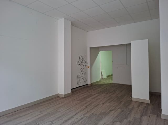 Kommersiell til salgs i Dénia med garasje - € 345 000 (Ref: 10102962)