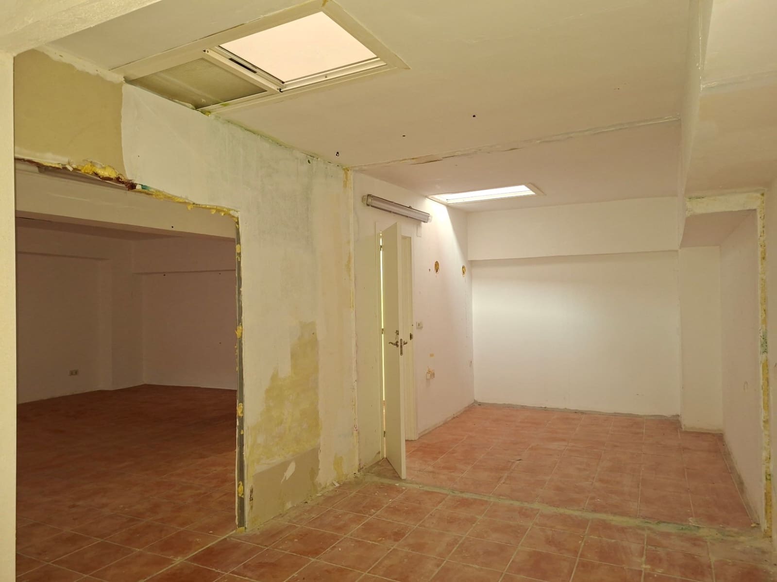 Kommersiell til salgs i Denia med garasje - € 345 000 (Ref: 10102962)