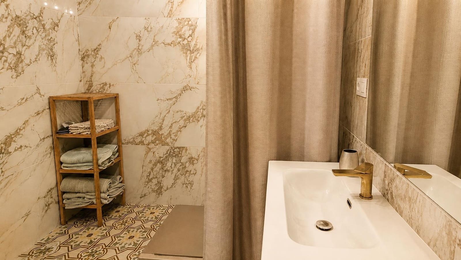 3 slaapkamer Grotwoning te koop in L'Alguena / Alguenya - € 139.000 (Ref: 10147172)