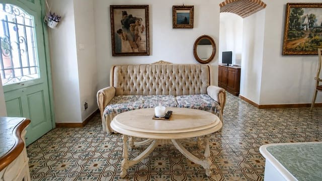 3 slaapkamer Grotwoning te koop in L'Algueña / Alguenya - € 139.000 (Ref: 10147172)