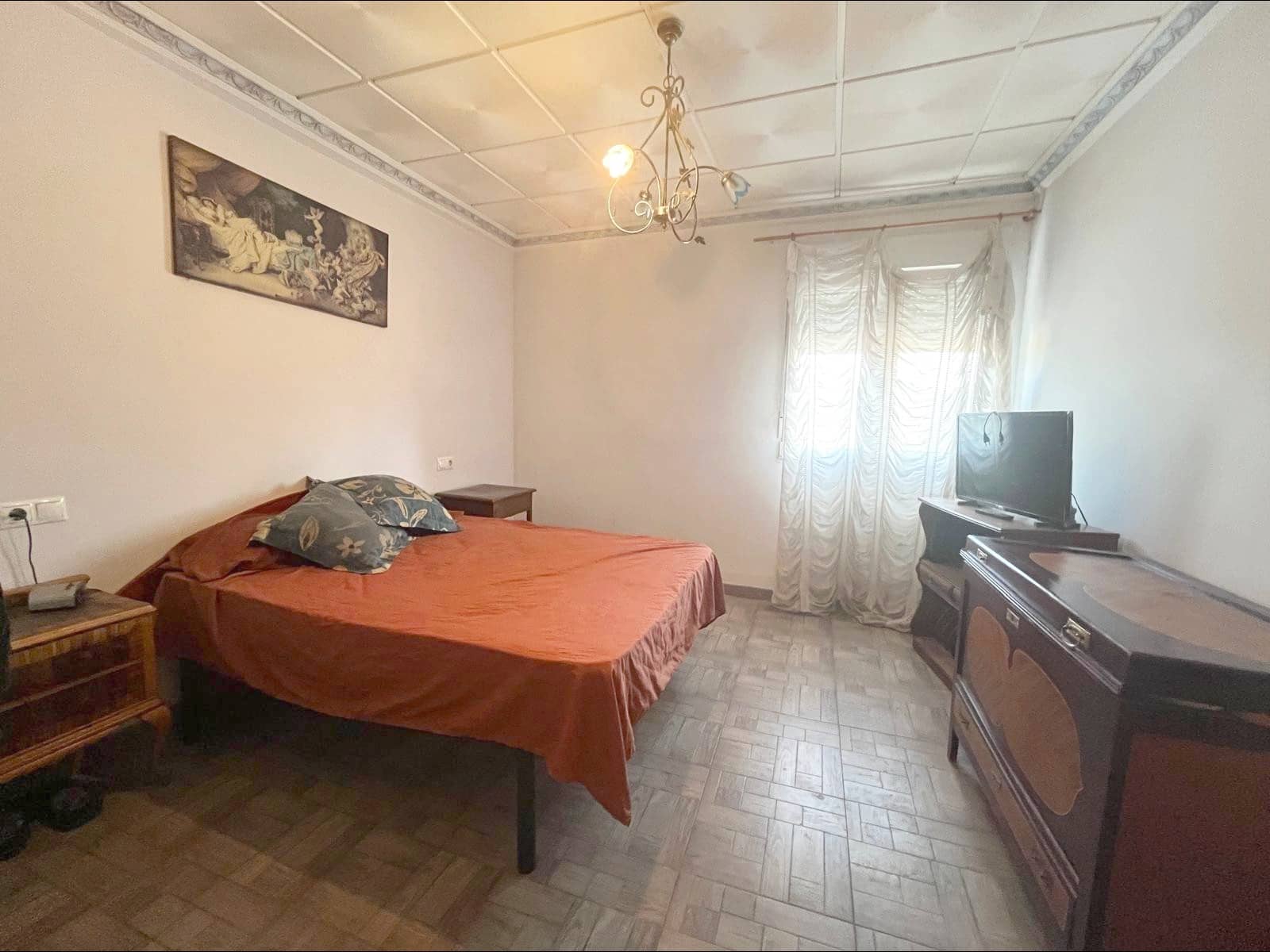 8 quarto Casa em Banda para venda em Pinoso com garagem - 115 000 € (Ref: 10162289)