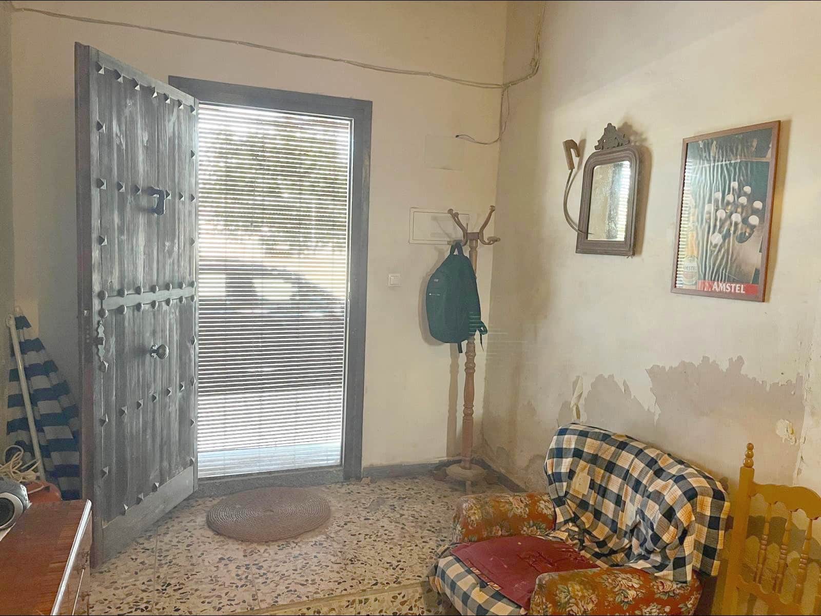 8 quarto Casa em Banda para venda em Pinoso com garagem - 115 000 € (Ref: 10162289)