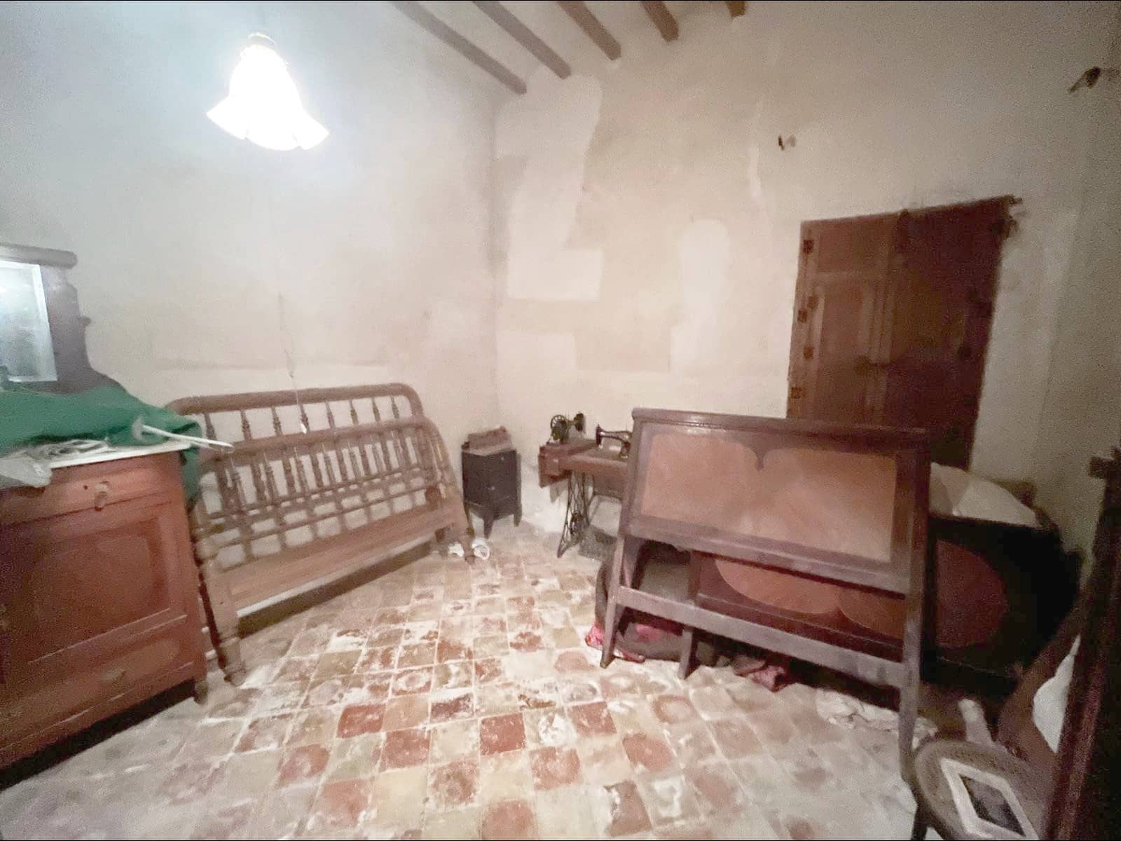 8 quarto Casa em Banda para venda em Pinoso com garagem - 115 000 € (Ref: 10162289)