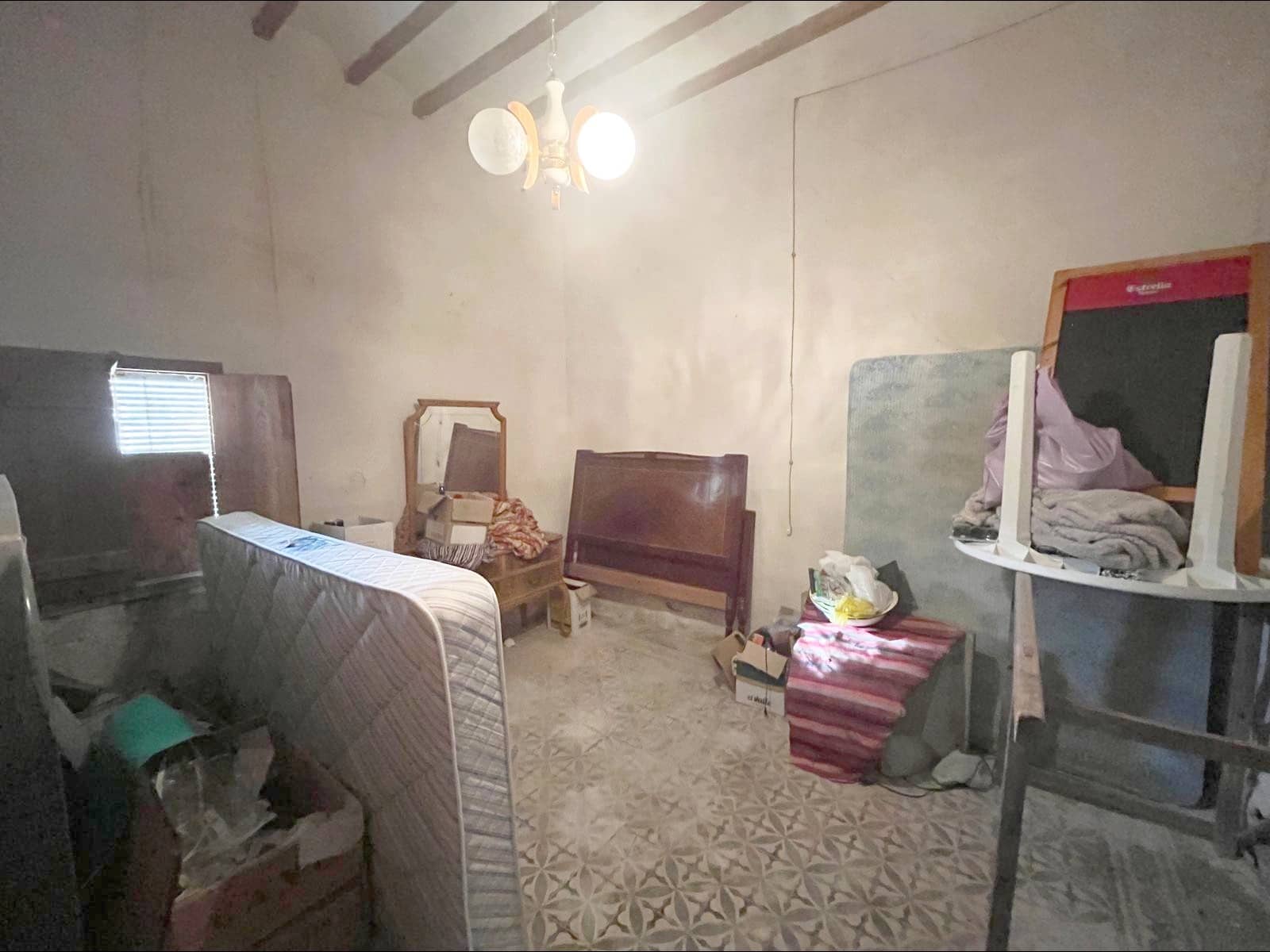 8 quarto Casa em Banda para venda em Pinoso com garagem - 115 000 € (Ref: 10162289)