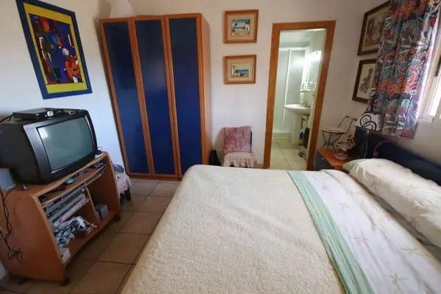 4 bedroom Townhouse for sale in Chinorlet / Xinorlet - € 99,900 (Ref: 9505975)