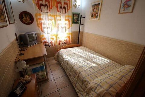 4 bedroom Townhouse for sale in Chinorlet / Xinorlet - € 99,900 (Ref: 9505975)