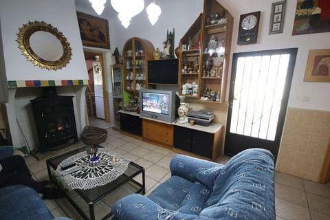 4 bedroom Townhouse for sale in Chinorlet / Xinorlet, Monóvar / Monóver - € 99,900 (Ref: 9505975)