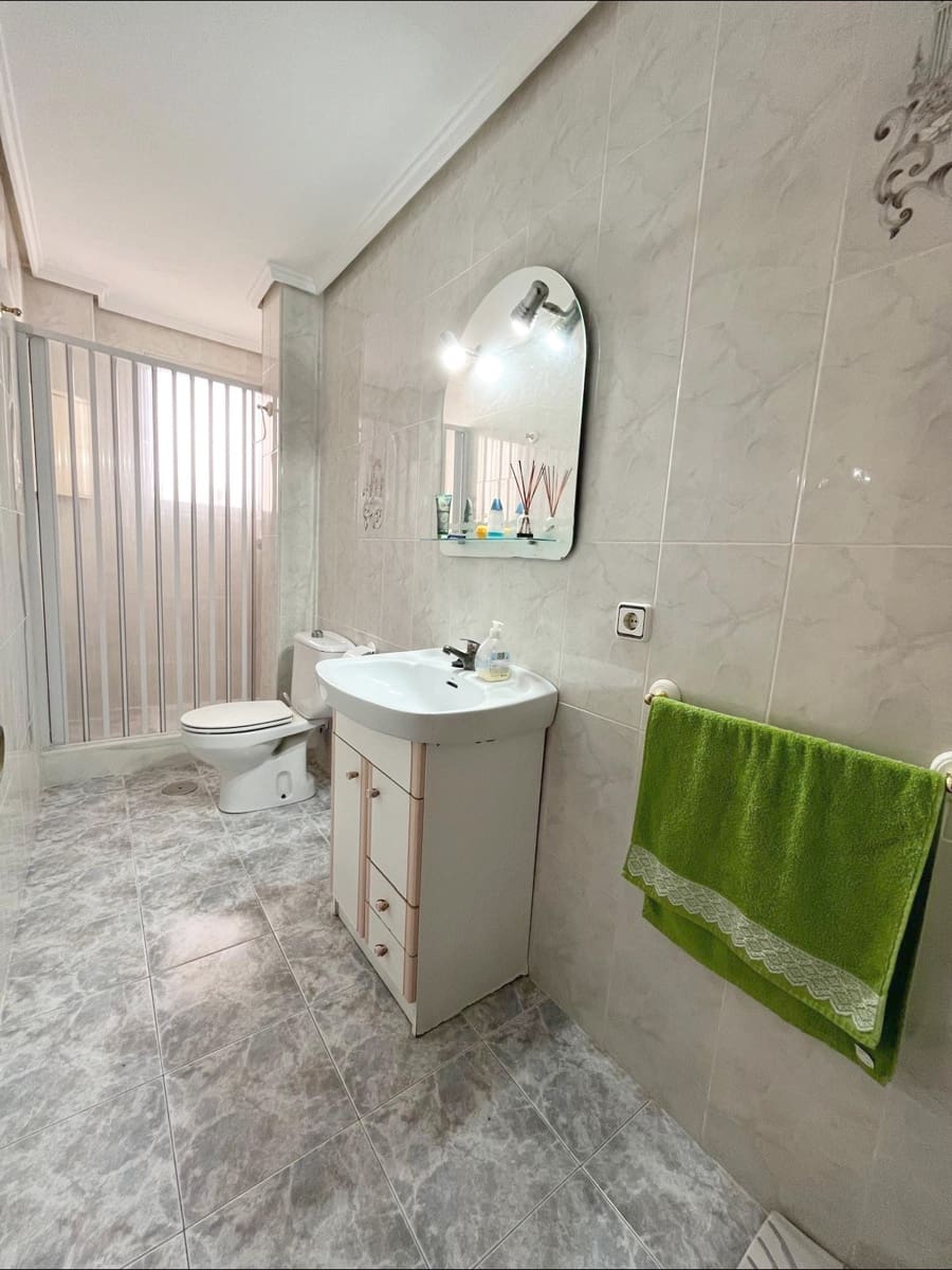 4 slaapkamer Flat te koop in Novelda - € 99.000 (Ref: 9505976)