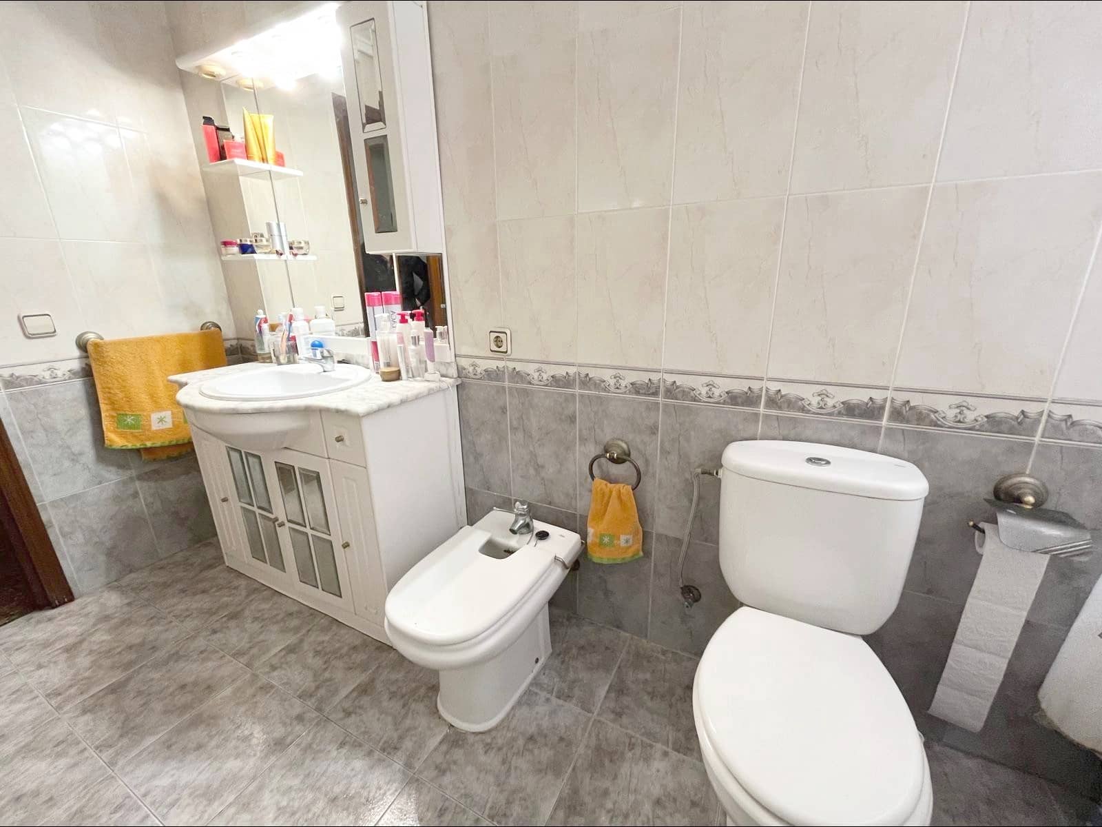 4 slaapkamer Flat te koop in Novelda - € 99.000 (Ref: 9505976)