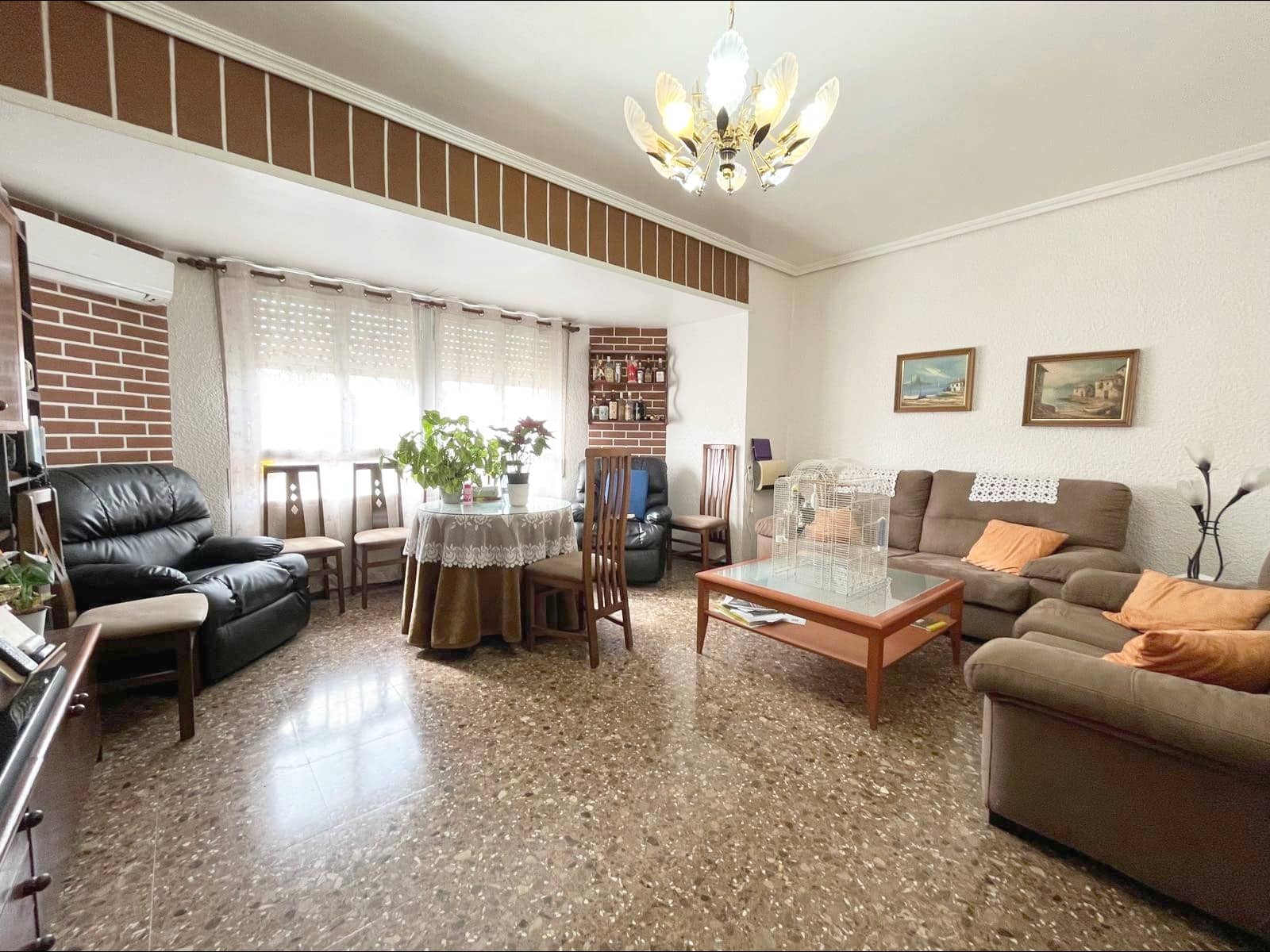 4 slaapkamer Flat te koop in Novelda - € 99.000 (Ref: 9505976)