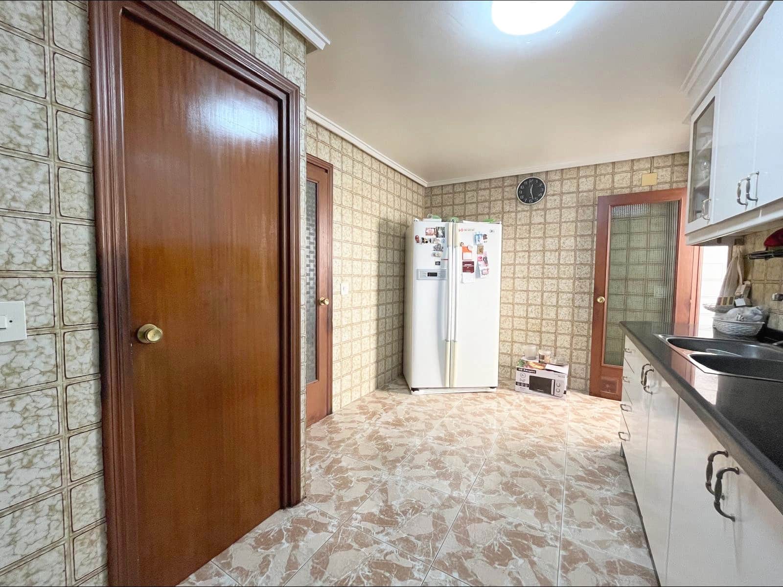 4 slaapkamer Flat te koop in Novelda - € 99.000 (Ref: 9505976)