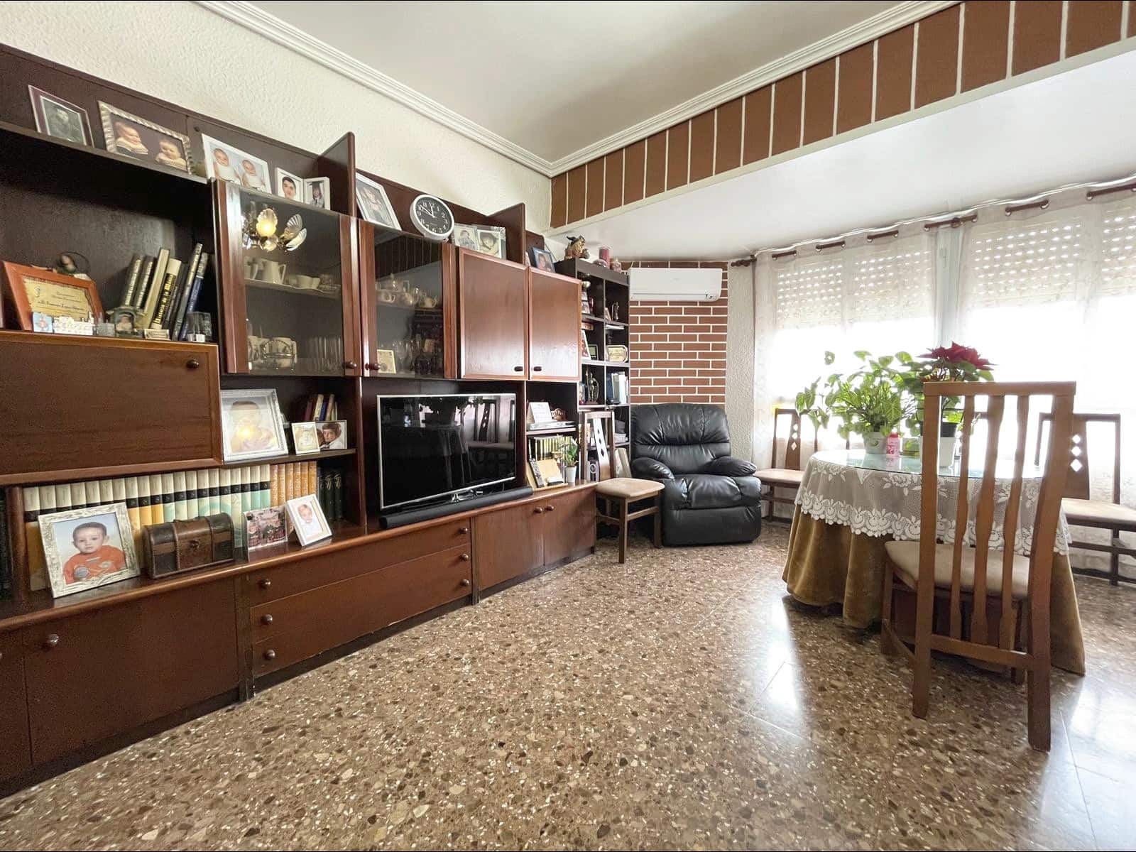 4 slaapkamer Flat te koop in Novelda - € 99.000 (Ref: 9505976)