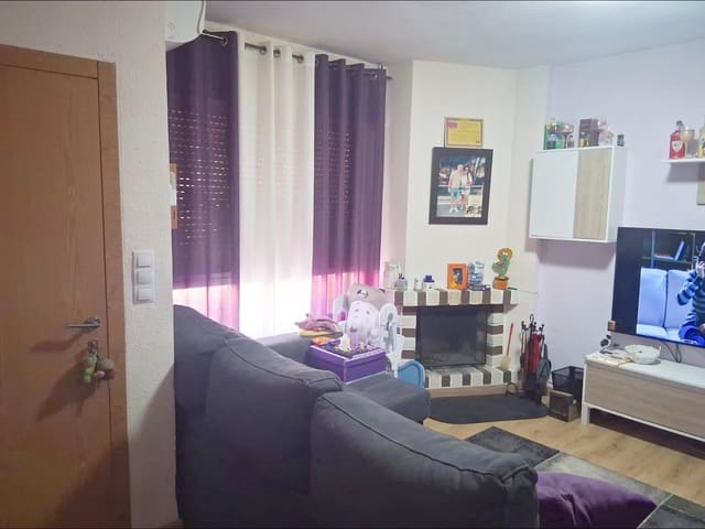 4 slaapkamer Rijtjeshuis te koop in L'Algueña / Alguenya - € 95.000 (Ref: 9505978)