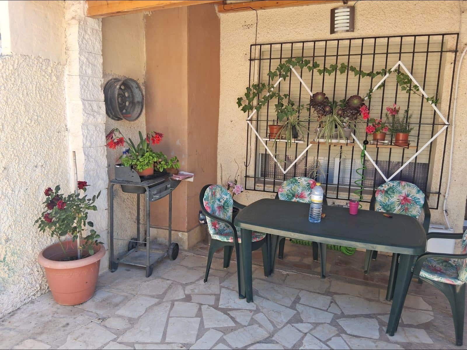 4 slaapkamer Rijtjeshuis te koop in L'Alguena / Alguenya - € 95.000 (Ref: 9505978)