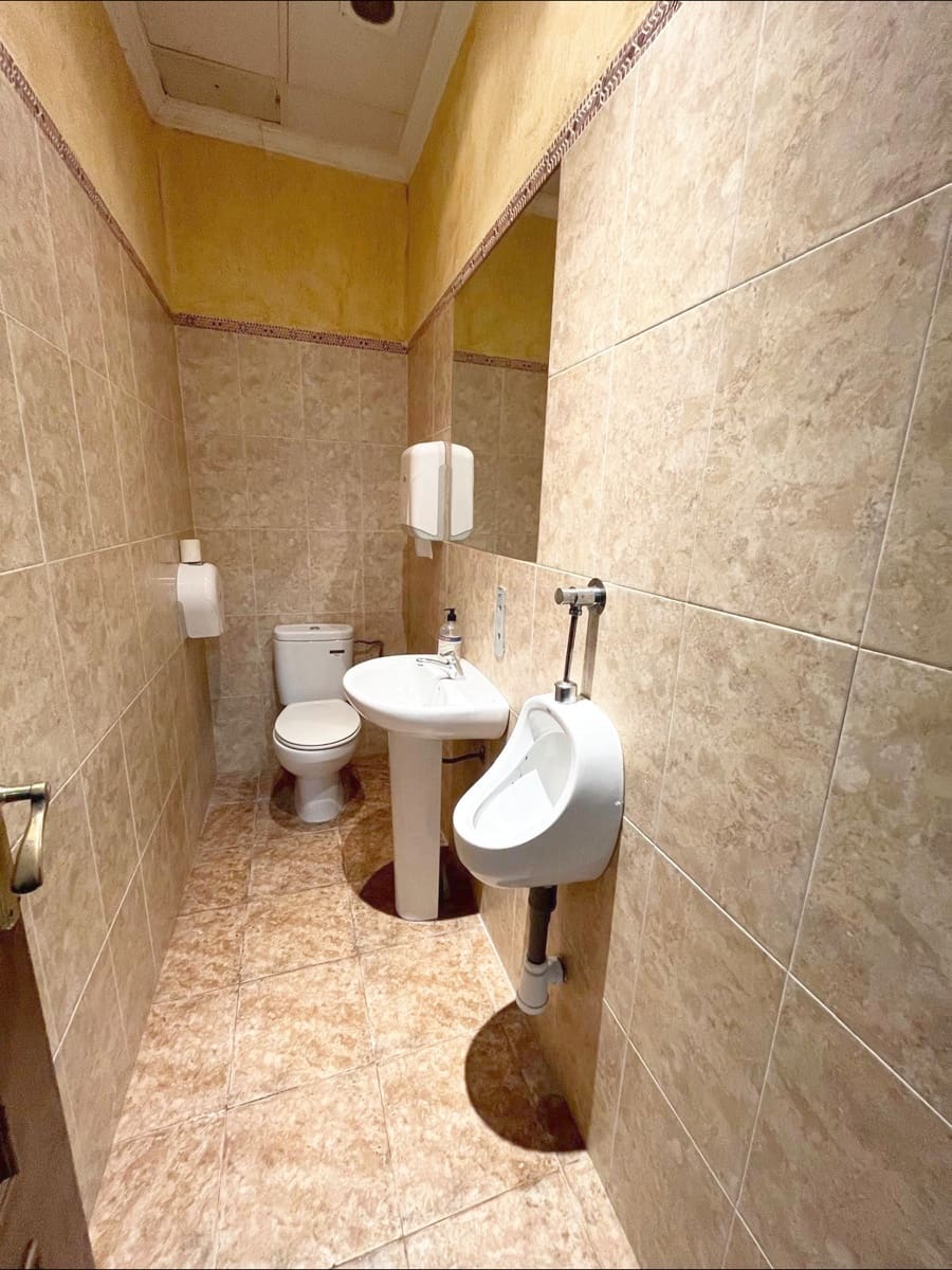 Local Comercial en Pinoso en venta - 120.000 € (Ref: 9505979)