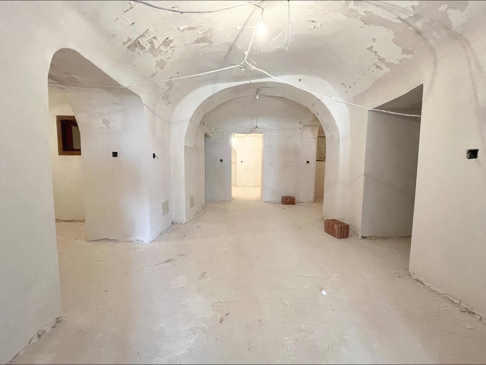 4 soverom Finca/Herregård til salgs i Pinoso med svømmebasseng - € 120 000 (Ref: 9505981)