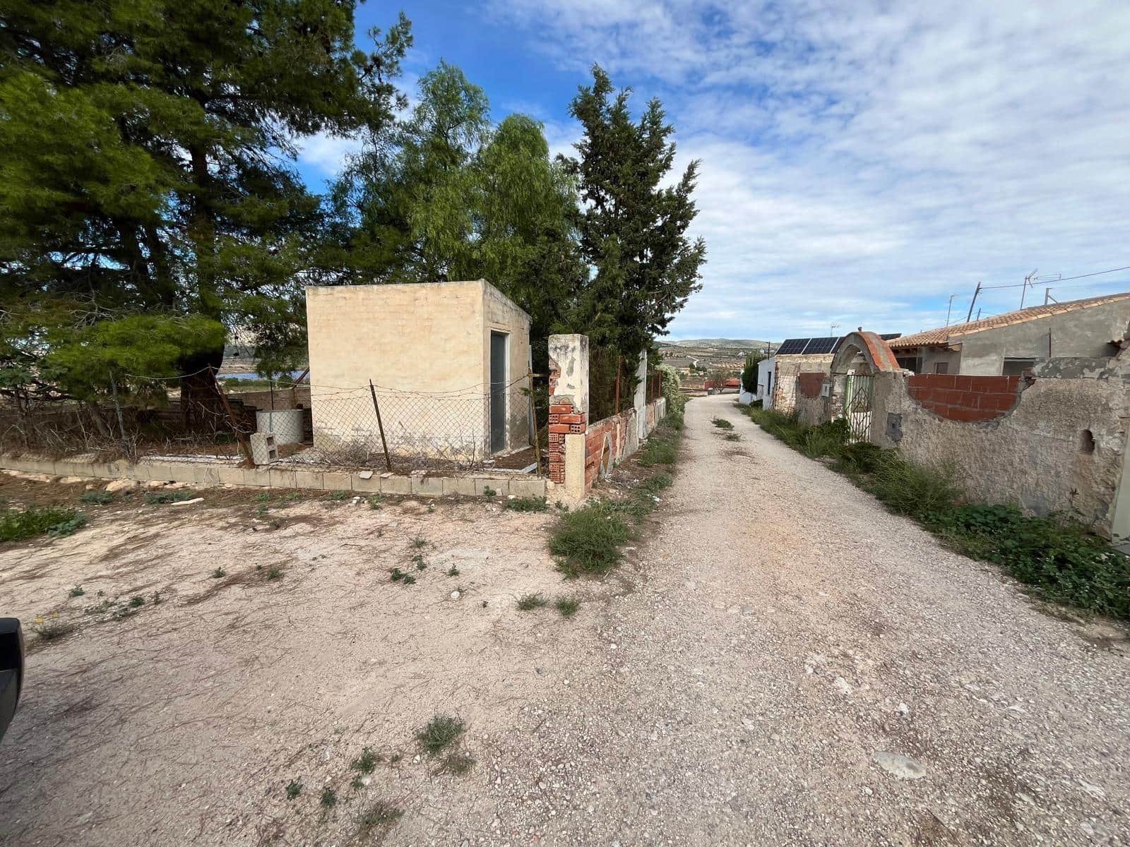 4 soverom Finca/Herregård til salgs i Pinoso med svømmebasseng - € 120 000 (Ref: 9505981)