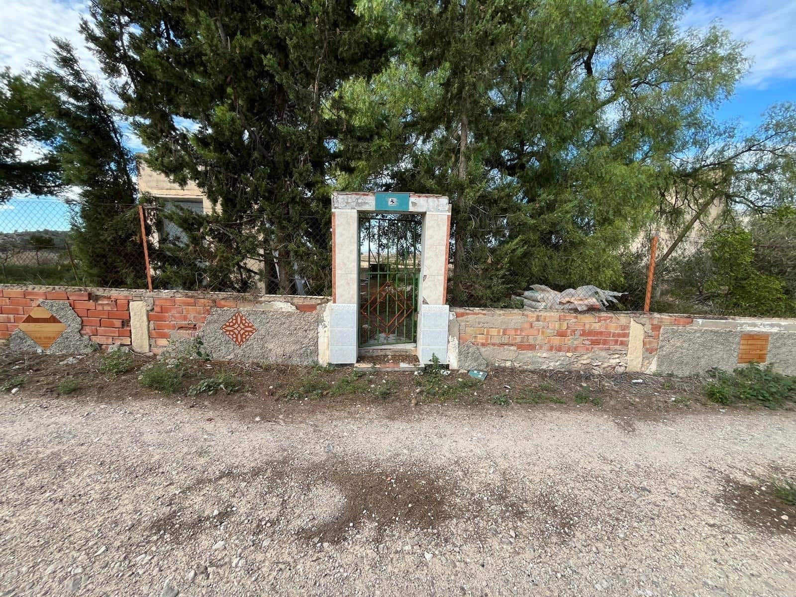 4 soverom Finca/Herregård til salgs i Pinoso med svømmebasseng - € 120 000 (Ref: 9505981)