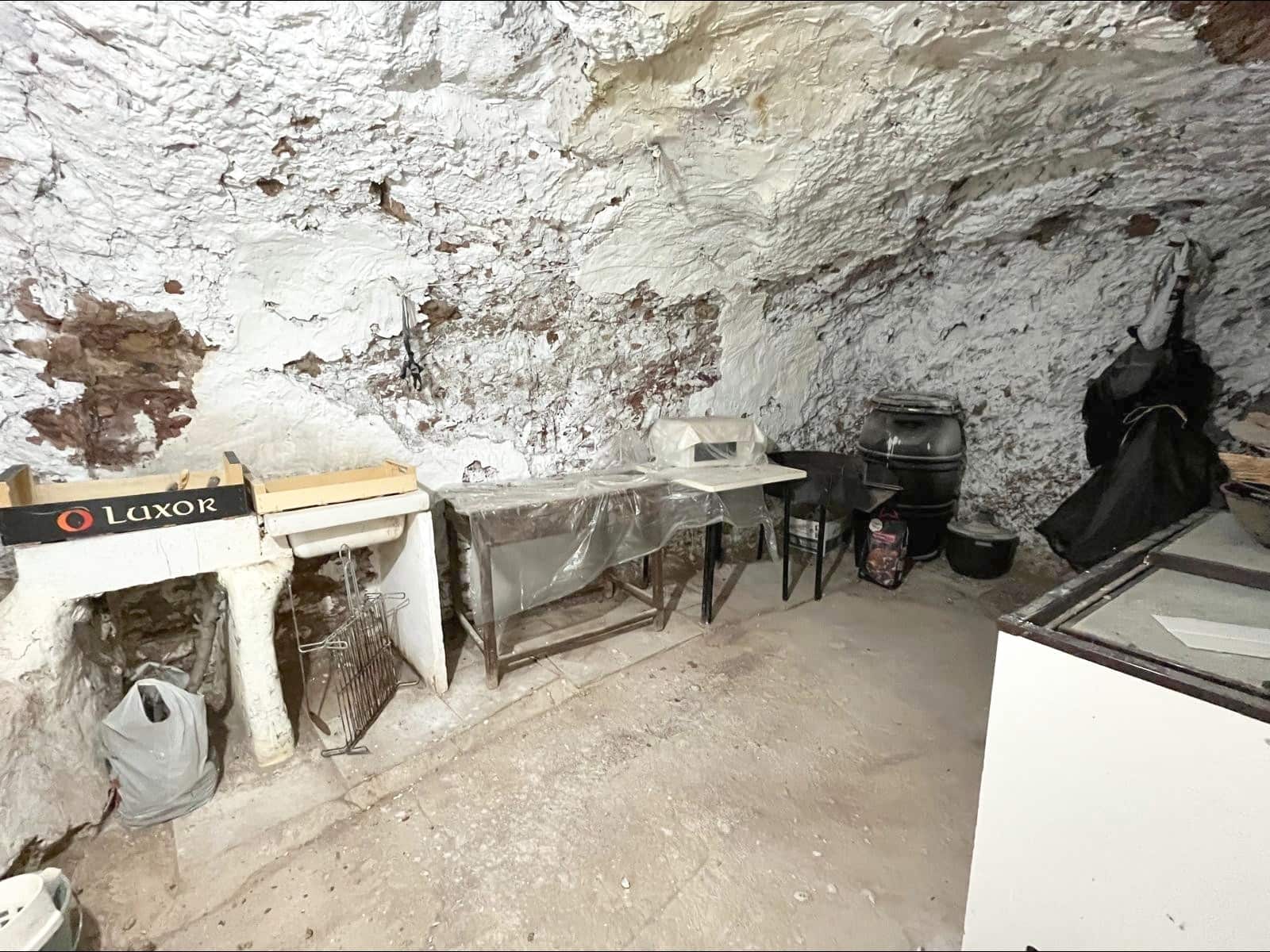 4 sypialnia Dom w skale na sprzedaż w Fortuna z garażem - 74 900 € (Ref: 9505984)