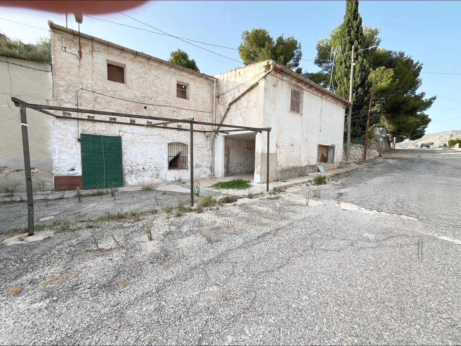 4 sypialnia Dom w skale na sprzedaż w Fortuna z garażem - 74 900 € (Ref: 9505984)