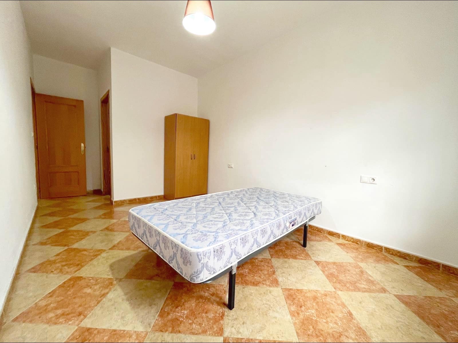 3 slaapkamer Bungalow te koop in L'Alguena / Alguenya - € 105.000 (Ref: 9505987)