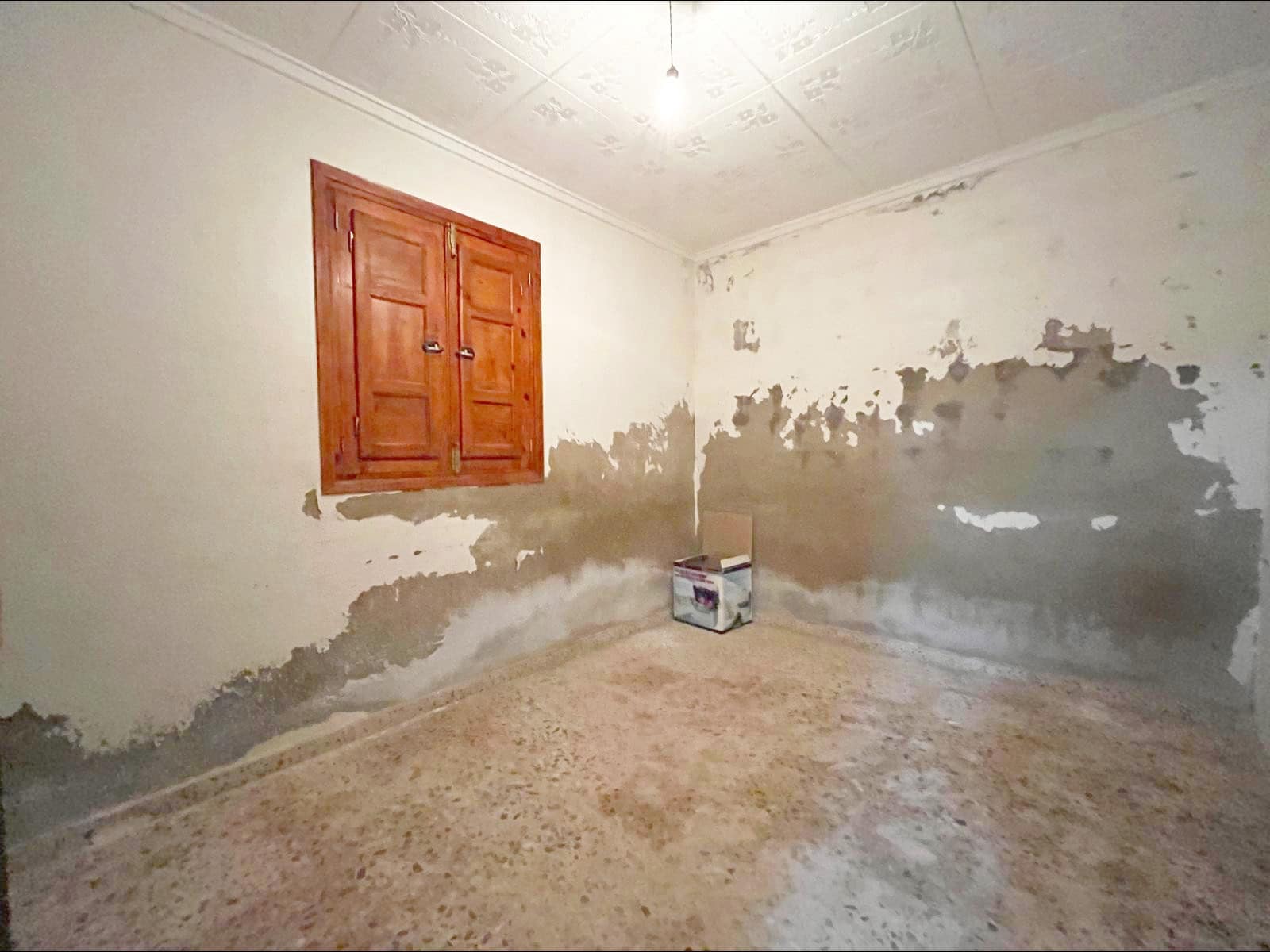 3 makuuhuone Maalaistalo myytävänä paikassa Monovar / Monover mukana uima-altaan 
autotalli - 110 000 € (Ref: 9505988)