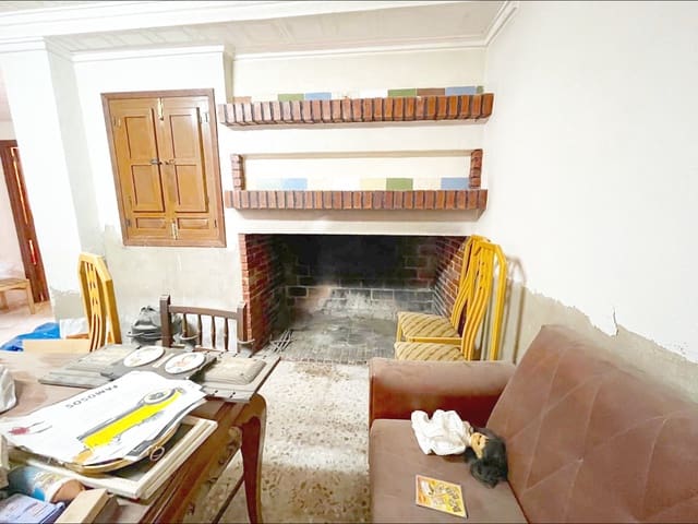 3 makuuhuone Maalaistalo myytävänä paikassa Monóvar / Monóver mukana uima-altaan 
autotalli - 110 000 € (Ref: 9505988)