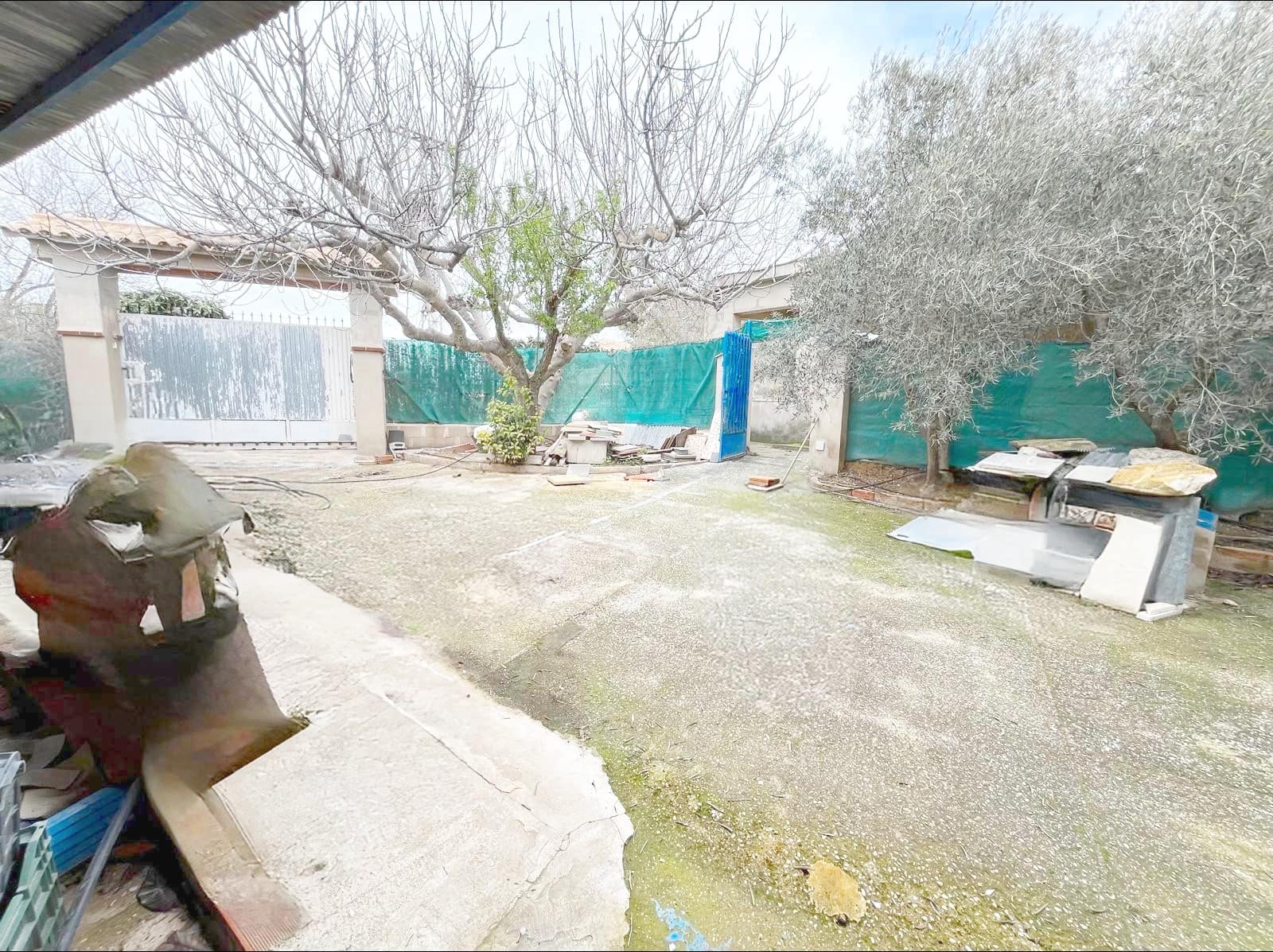 3 makuuhuone Maalaistalo myytävänä paikassa Monovar / Monover mukana uima-altaan 
autotalli - 110 000 € (Ref: 9505988)