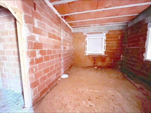 4 bedroom Villa for sale in Hondón de los Frailes - € 130,000 (Ref: 9505991)