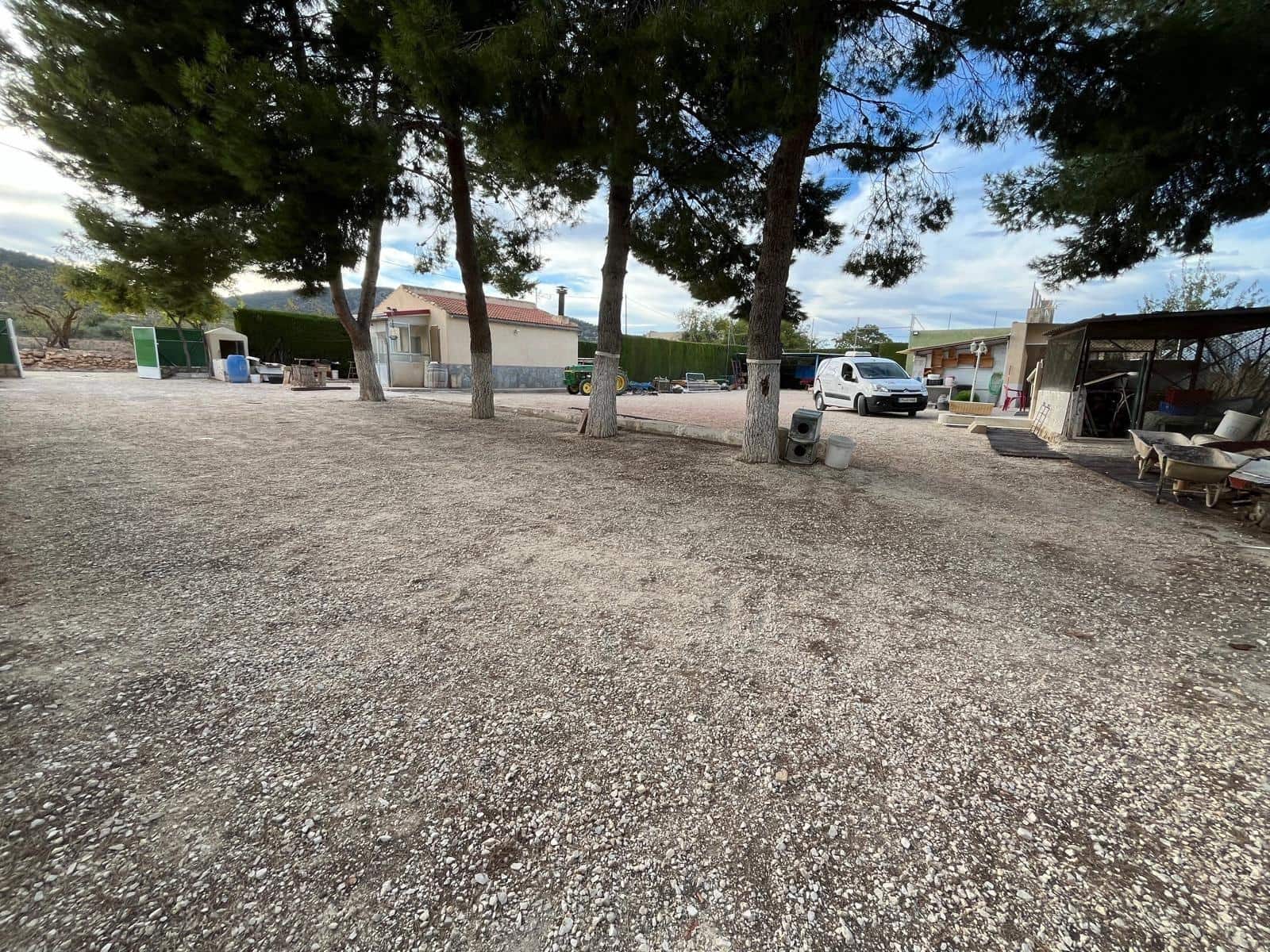 8 bedroom Finca/Country House for sale in Raspay - € 299,000 (Ref: 9505993)