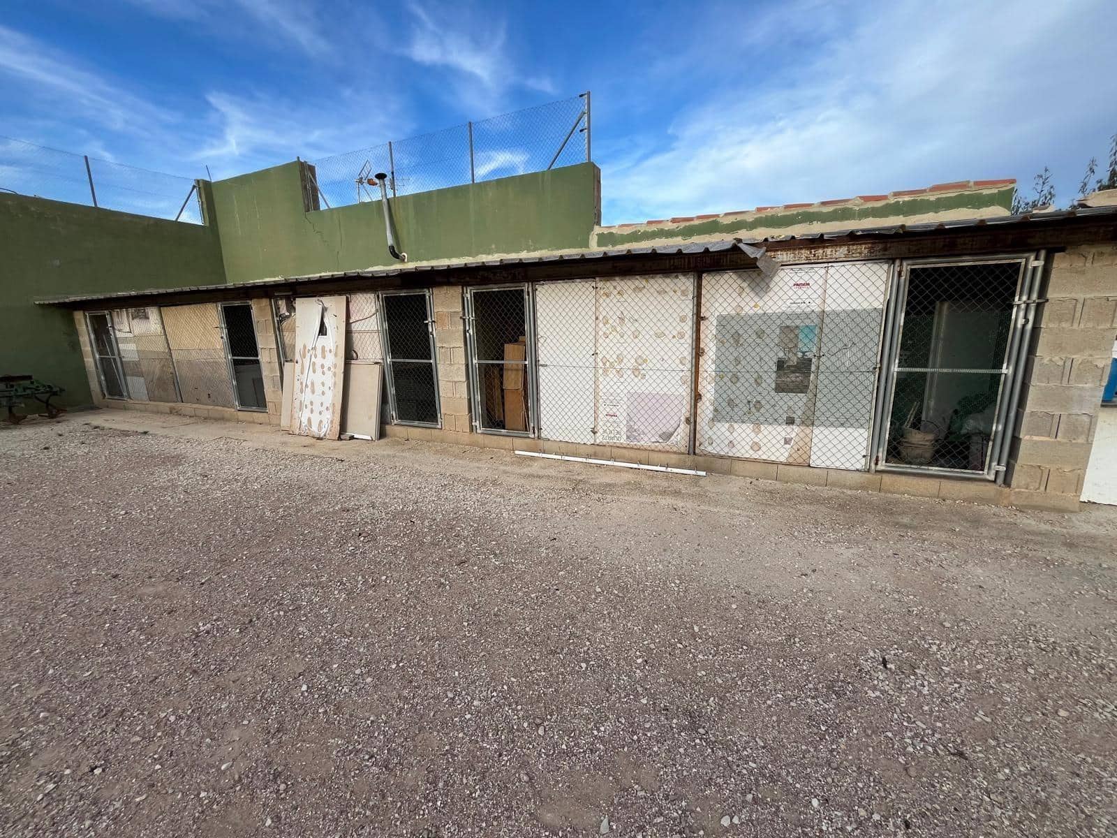 8 bedroom Finca/Country House for sale in Raspay - € 299,000 (Ref: 9505993)