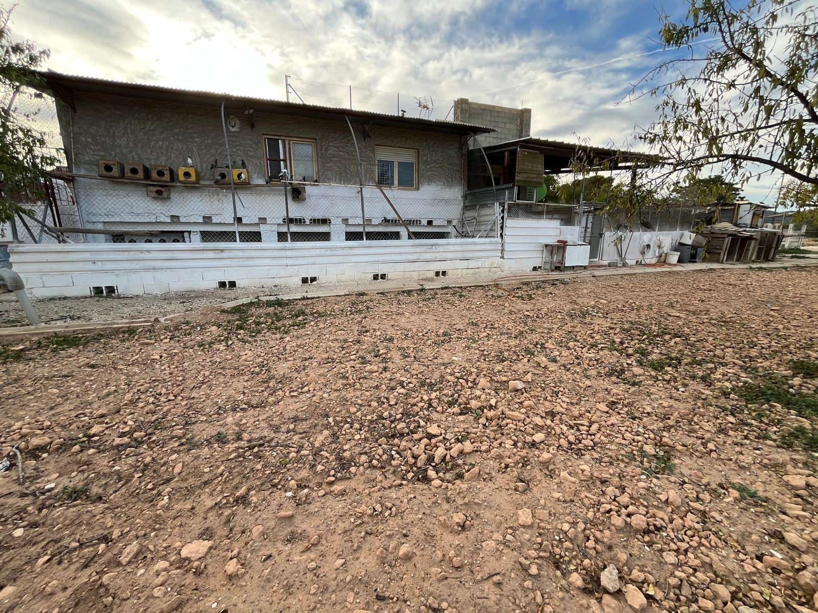 8 bedroom Finca/Country House for sale in Raspay - € 299,000 (Ref: 9505993)