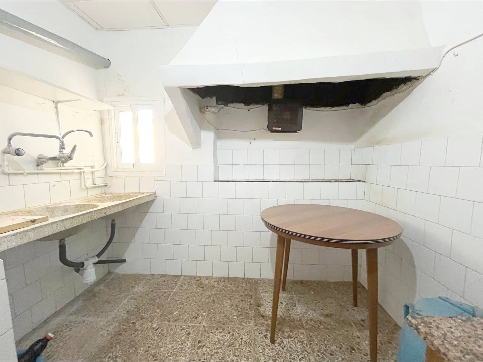 6 bedroom Finca/Country House for sale in Monovar / Monover - € 77,000 (Ref: 9505994)