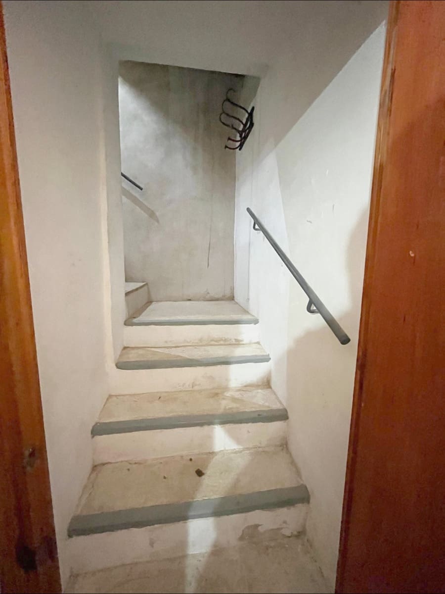 6 bedroom Finca/Country House for sale in Monovar / Monover - € 77,000 (Ref: 9505994)