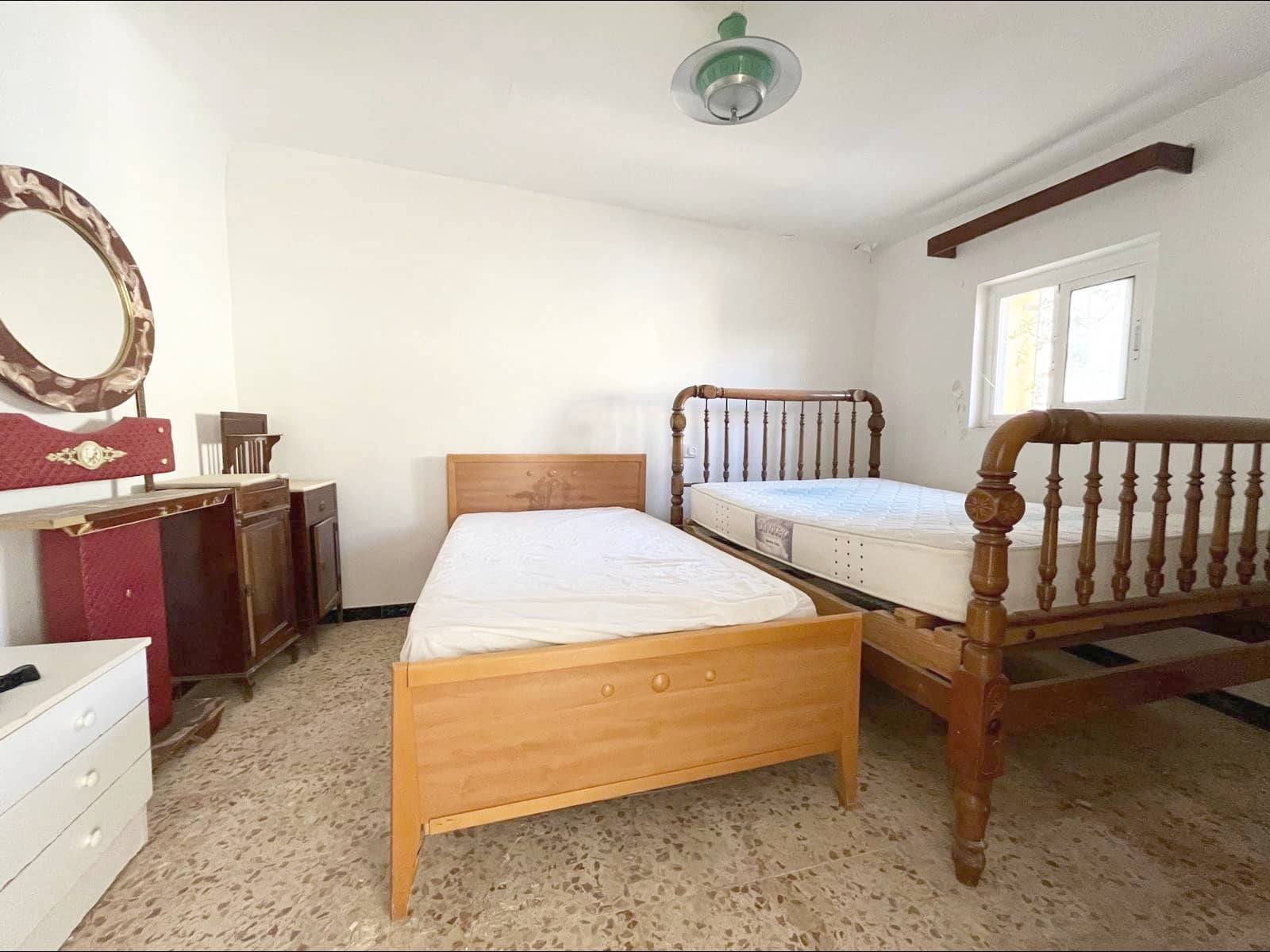 6 bedroom Finca/Country House for sale in Monovar / Monover - € 77,000 (Ref: 9505994)