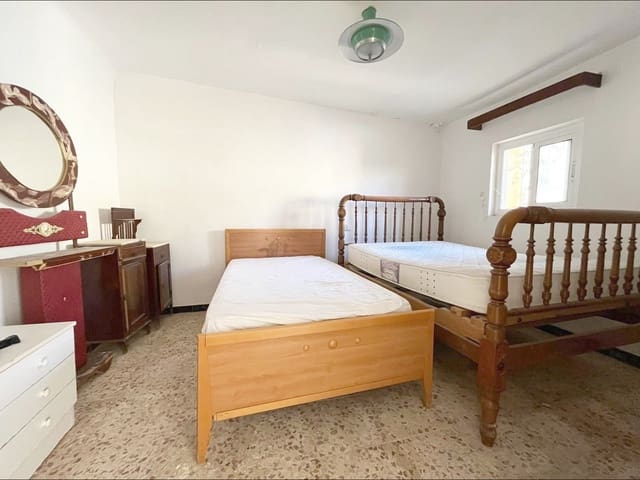 6 slaapkamer Finca/Landhuis te koop in Monóvar / Monóver - € 77.000 (Ref: 9505994)