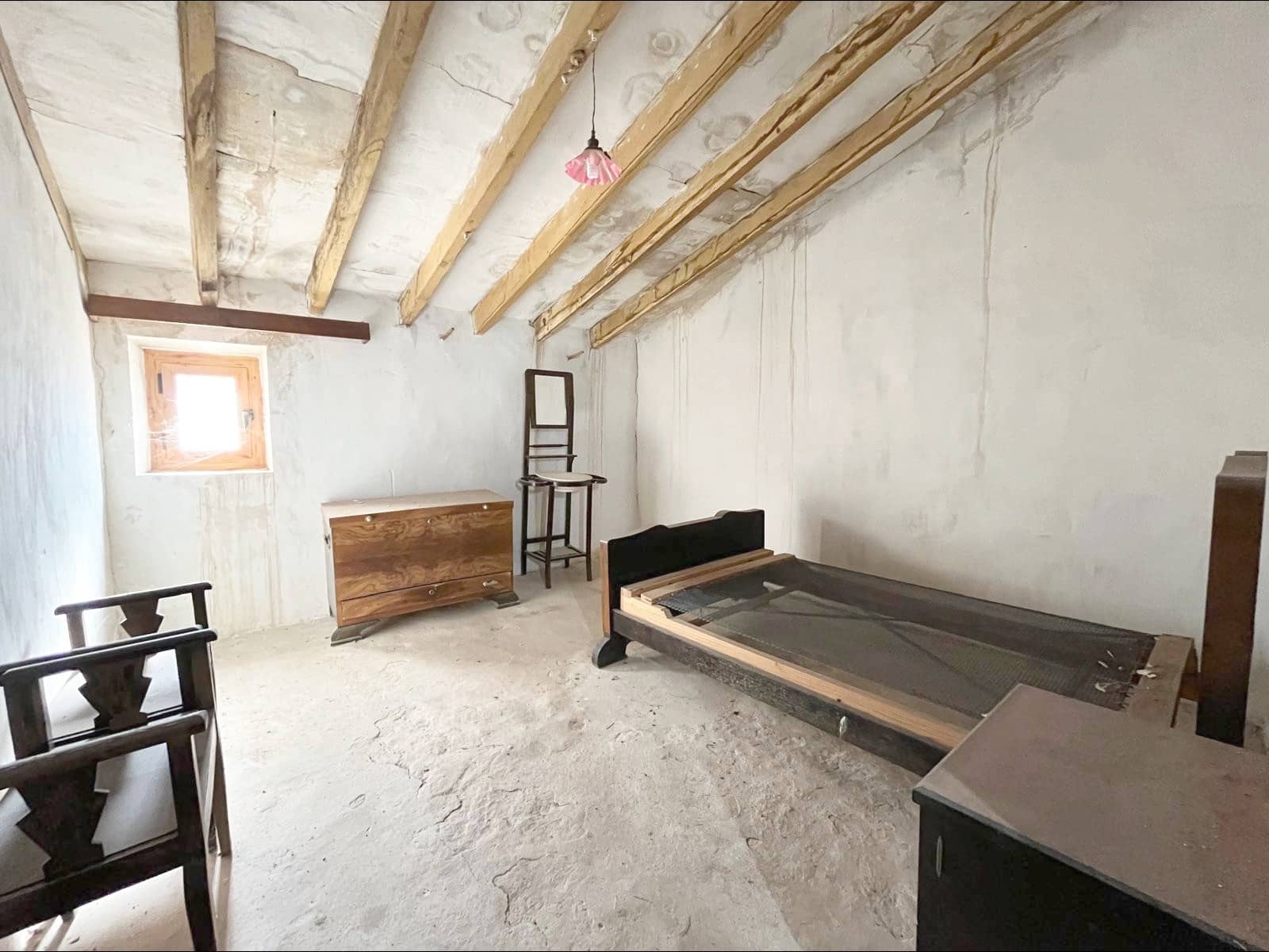 6 bedroom Finca/Country House for sale in Monovar / Monover - € 77,000 (Ref: 9505994)