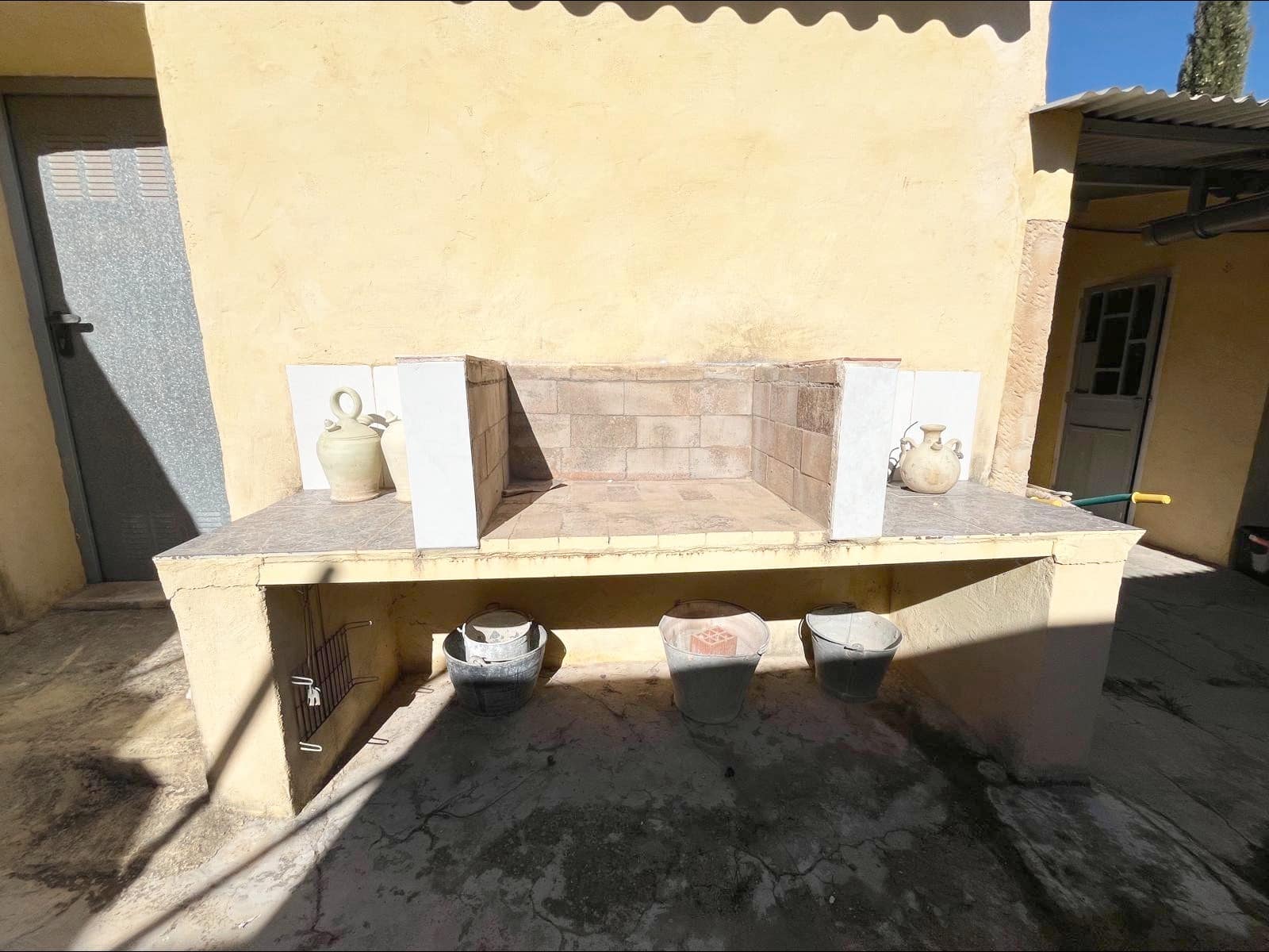 6 bedroom Finca/Country House for sale in Monovar / Monover - € 77,000 (Ref: 9505994)