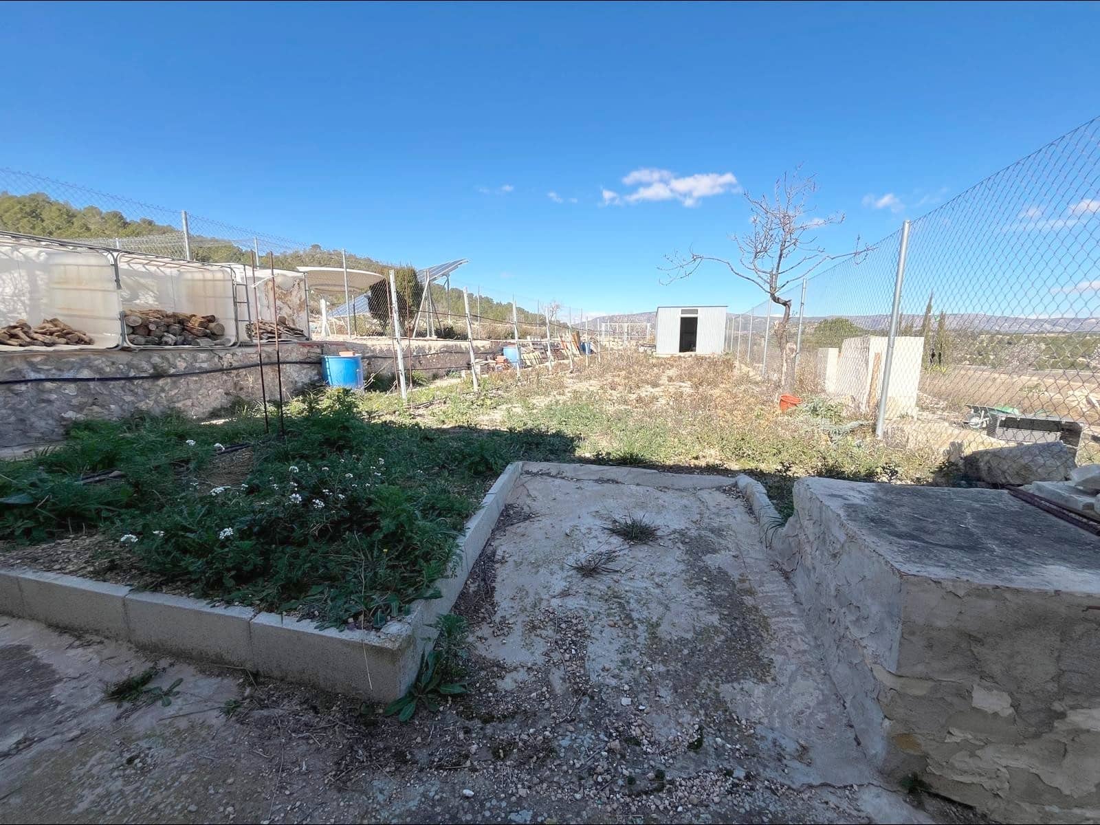 6 bedroom Finca/Country House for sale in Monovar / Monover - € 77,000 (Ref: 9505994)