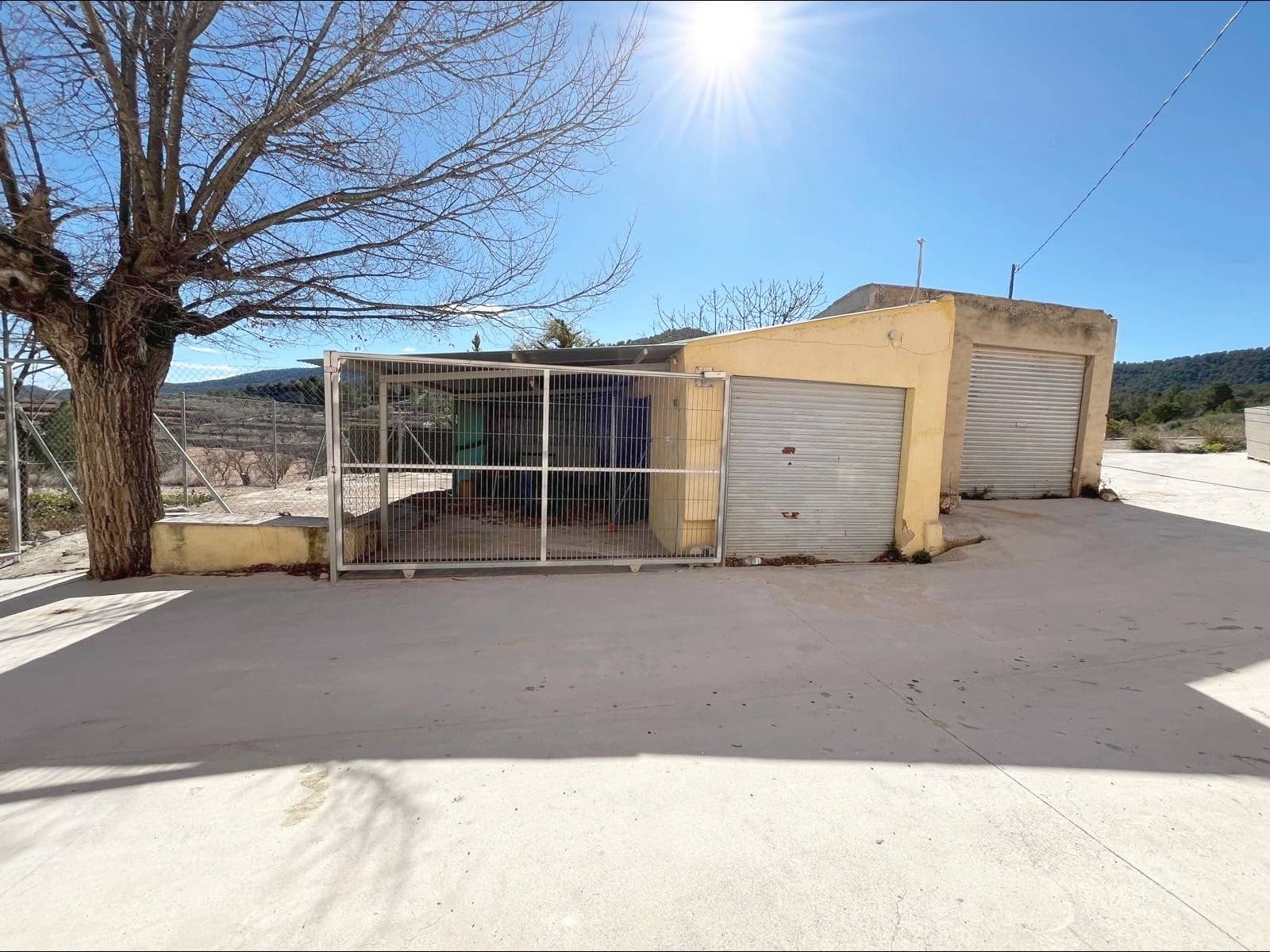 6 bedroom Finca/Country House for sale in Monovar / Monover - € 77,000 (Ref: 9505994)