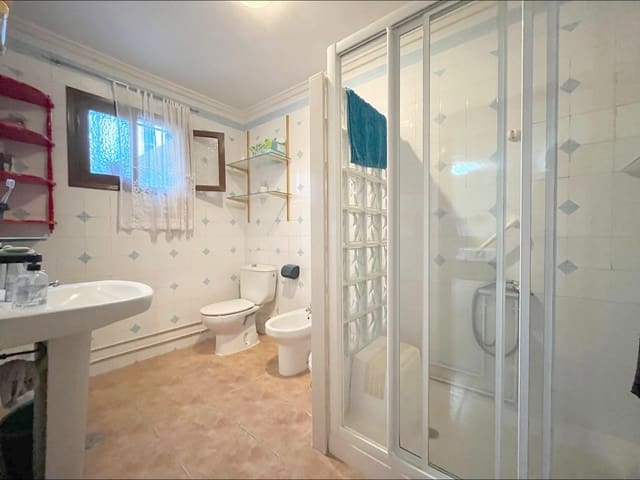 4 quarto Casa em Banda para venda em Raspay, Yecla com garagem - 97 000 € (Ref: 9505995)