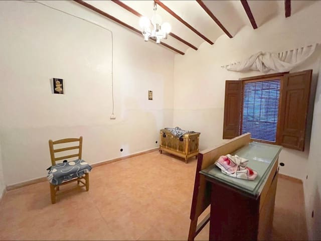 4 soverom Hus til salgs i Raspay, Yecla - € 79 000 (Ref: 9505995)
