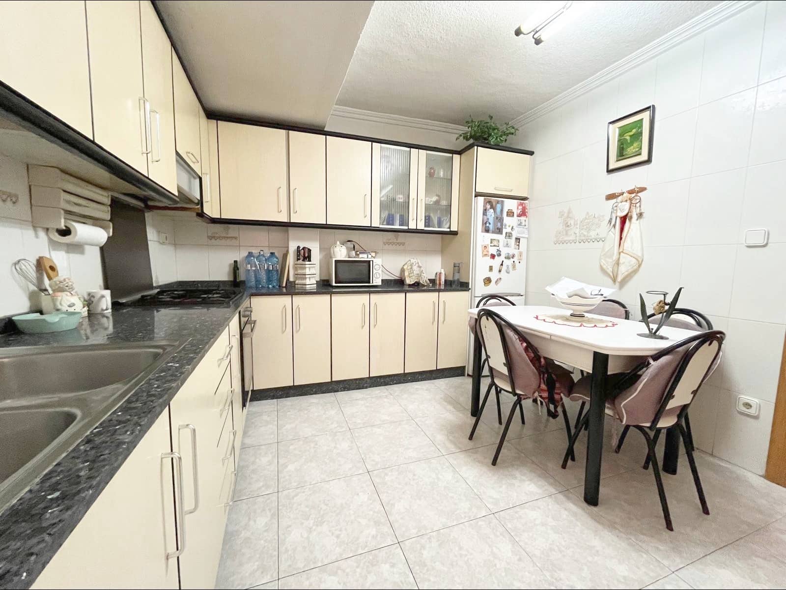 5 makuuhuone Huoneisto myytävänä paikassa Pinoso - 130 000 € (Ref: 9505997)